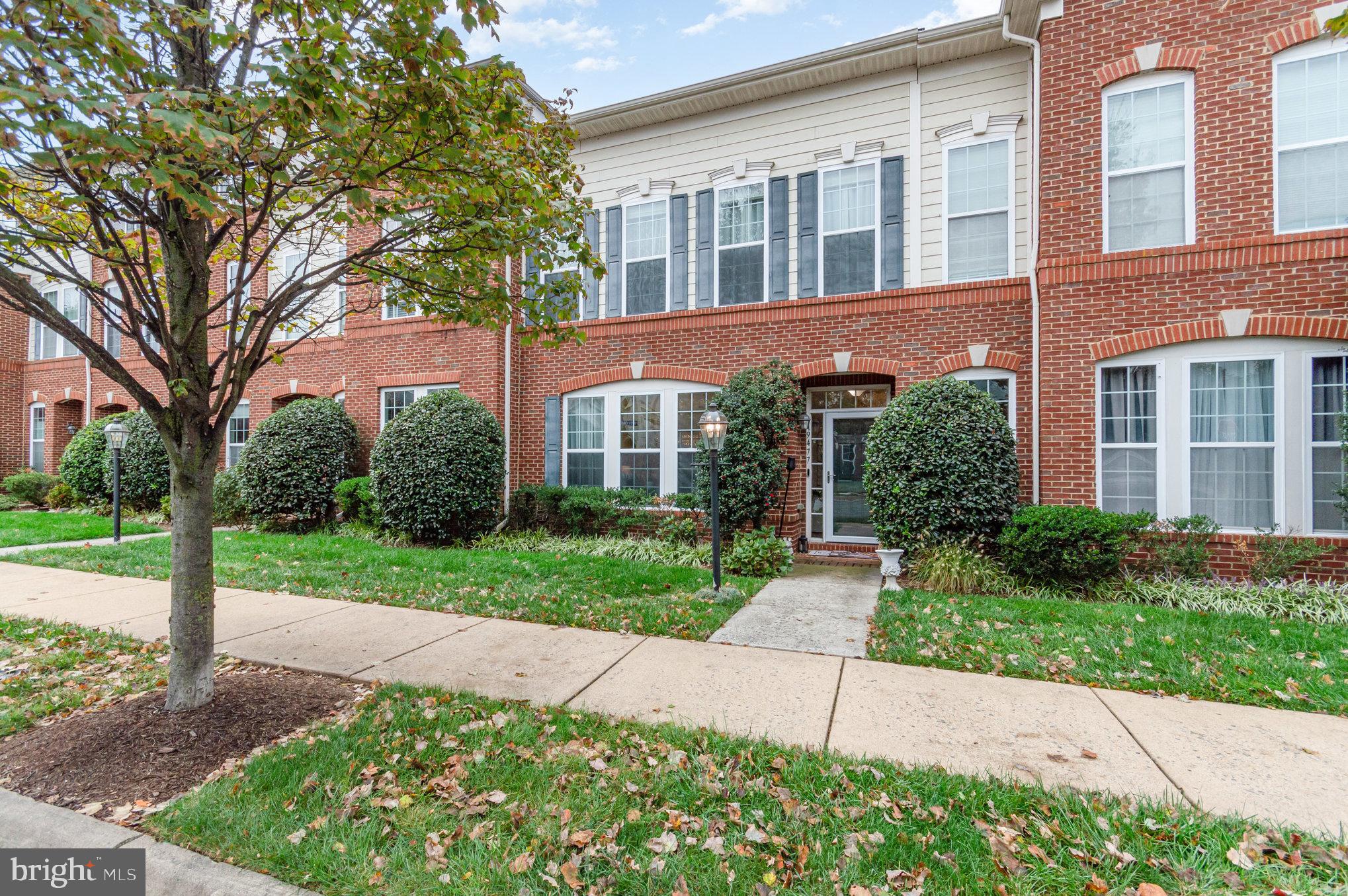 19477 PROMENADE DRIVE