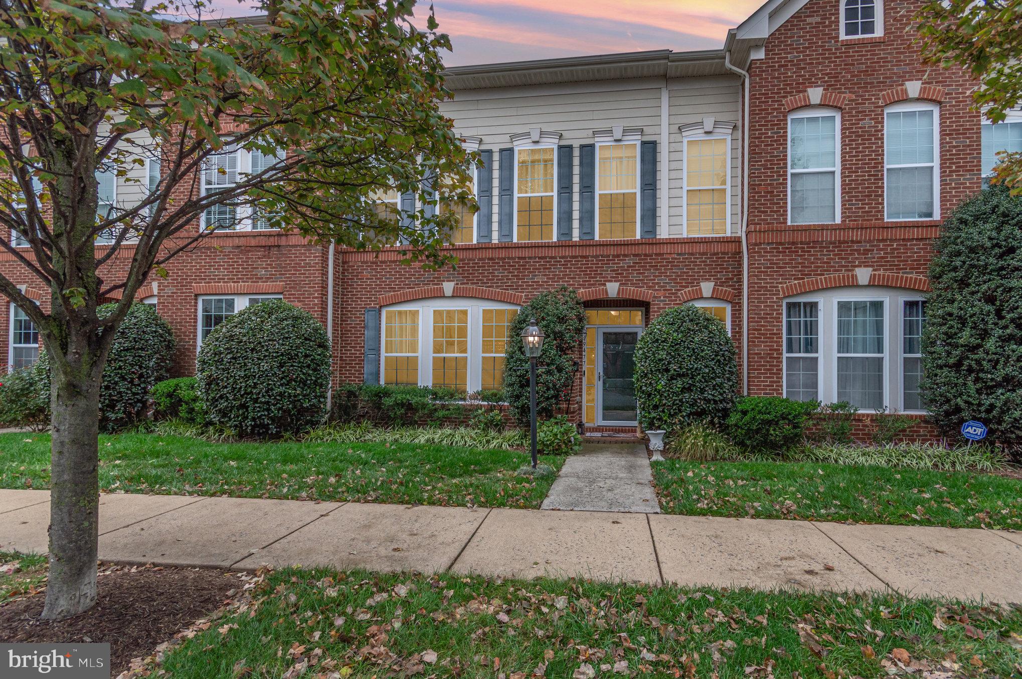 19477 PROMENADE DRIVE