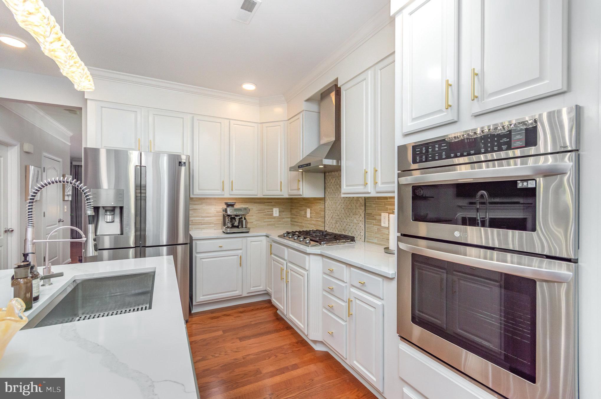 19477 PROMENADE DRIVE