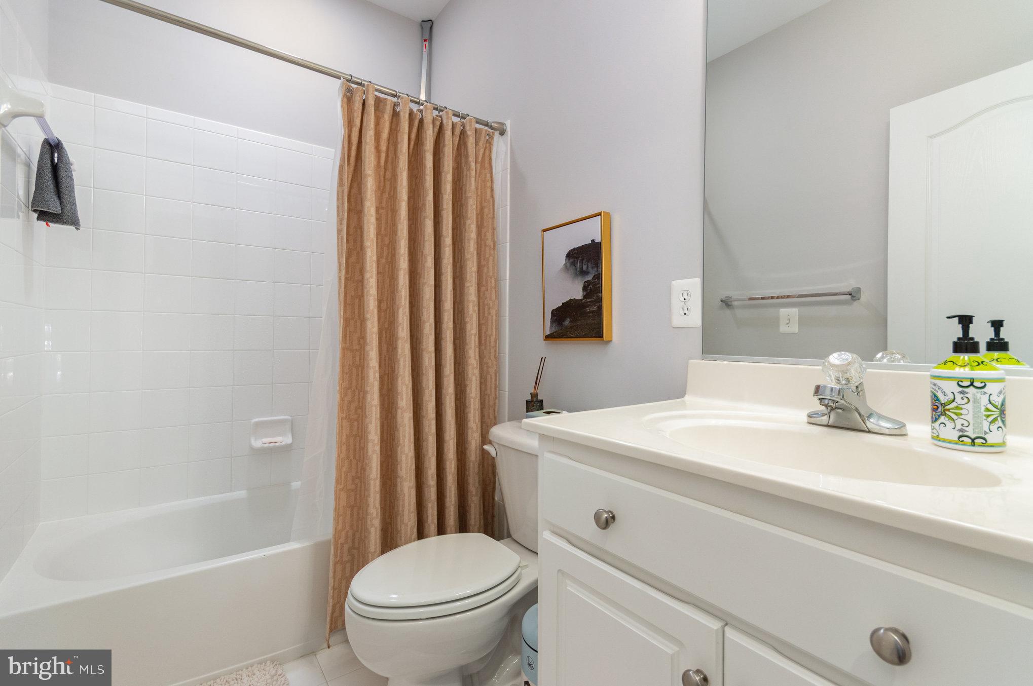 19477 PROMENADE DRIVE