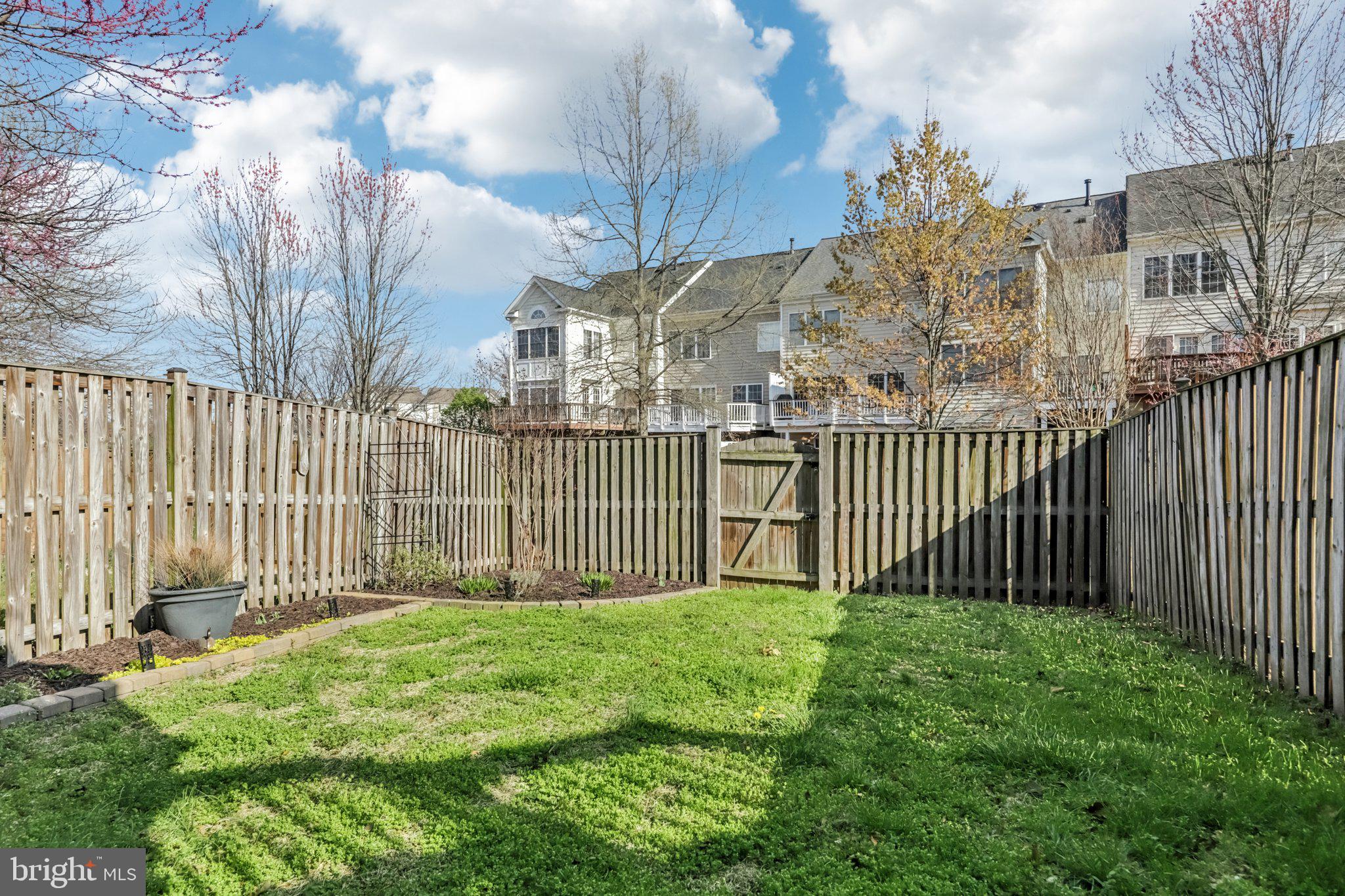 24616 NETTLE MILL SQUARE