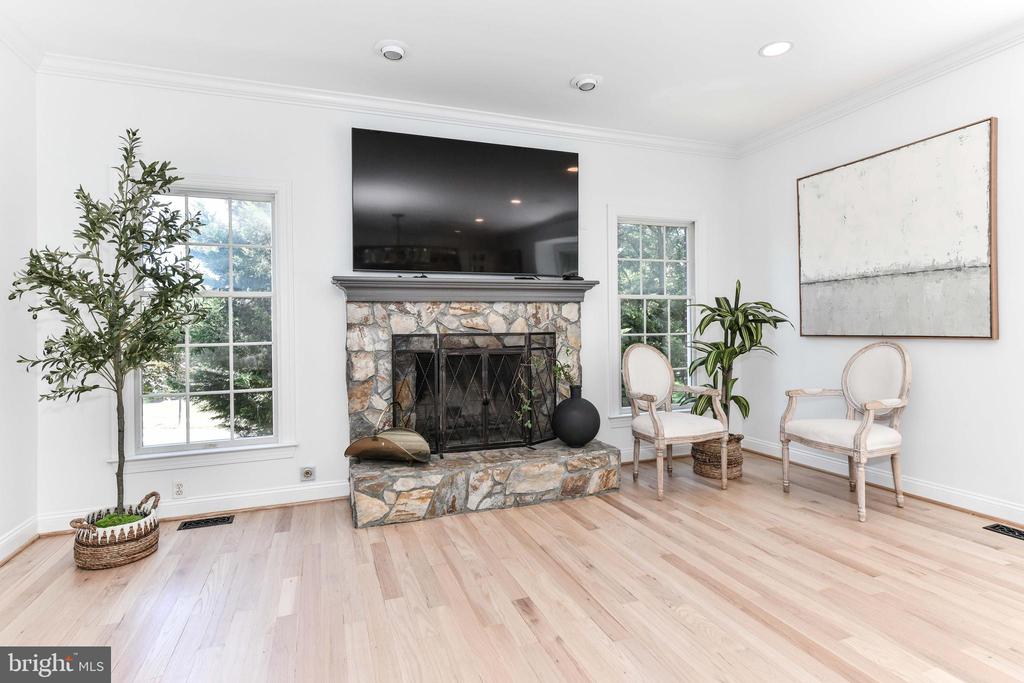 19854 ANNENBERG DRIVE