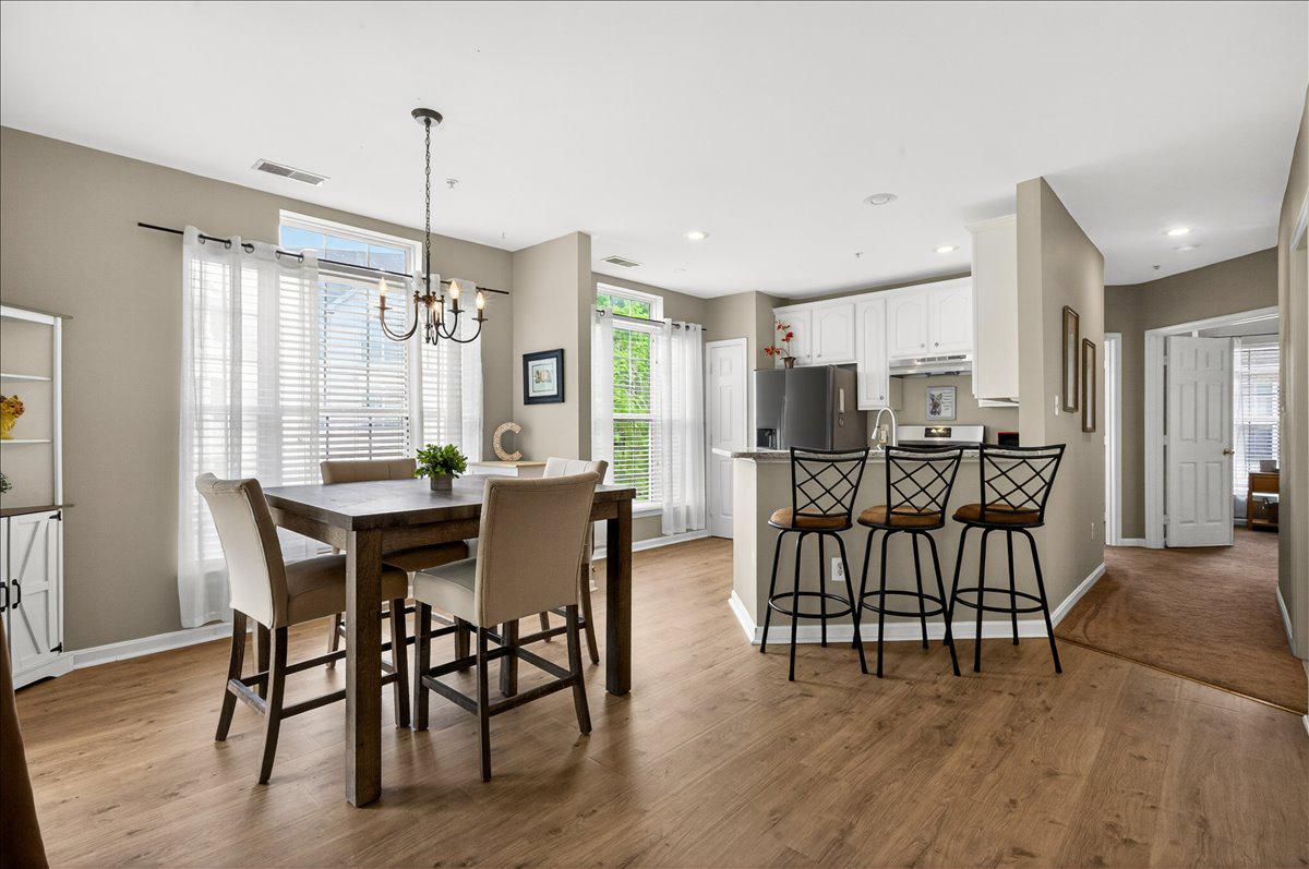 25280 LAKE SHORE SQUARE 205
