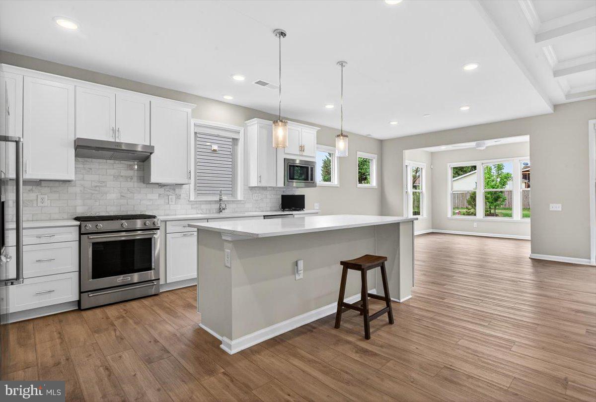 21717 HAWKSBILL HIGH CIRCLE