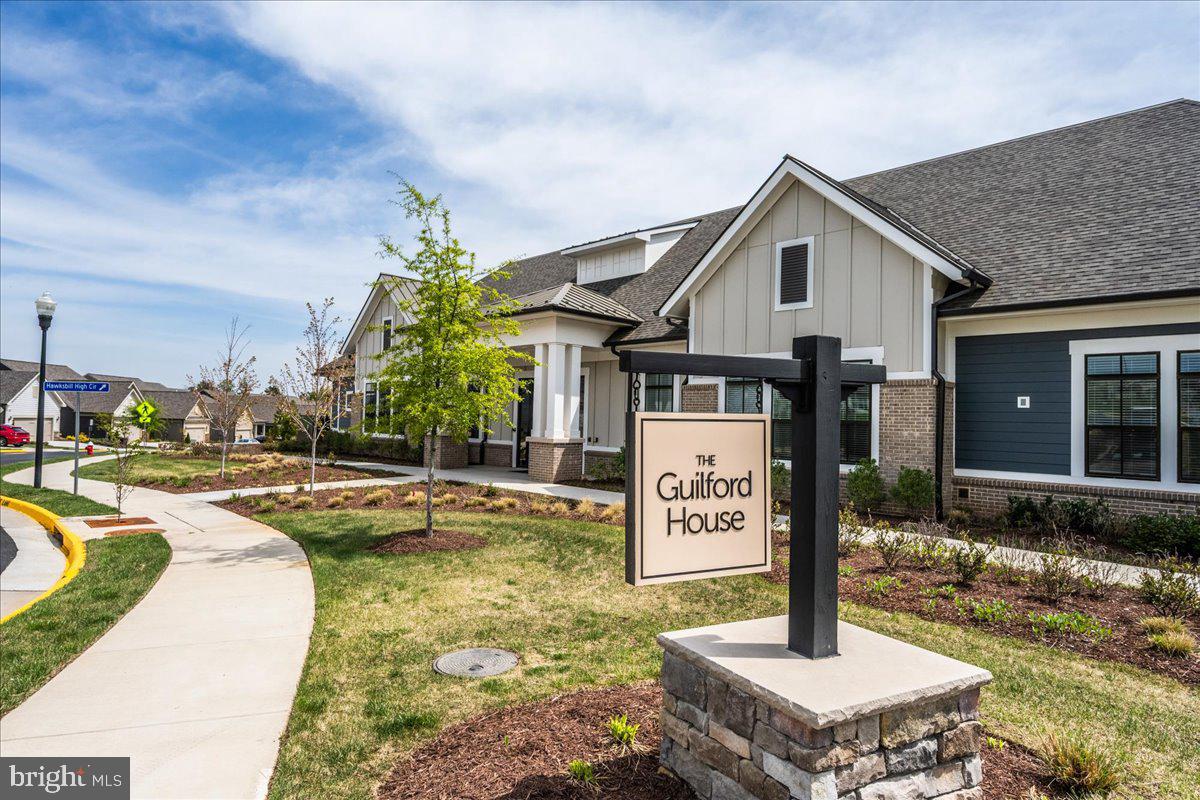 21717 HAWKSBILL HIGH CIRCLE