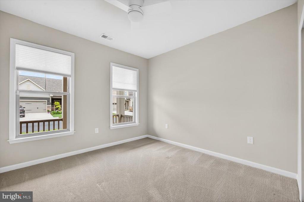 21717 HAWKSBILL HIGH CIRCLE