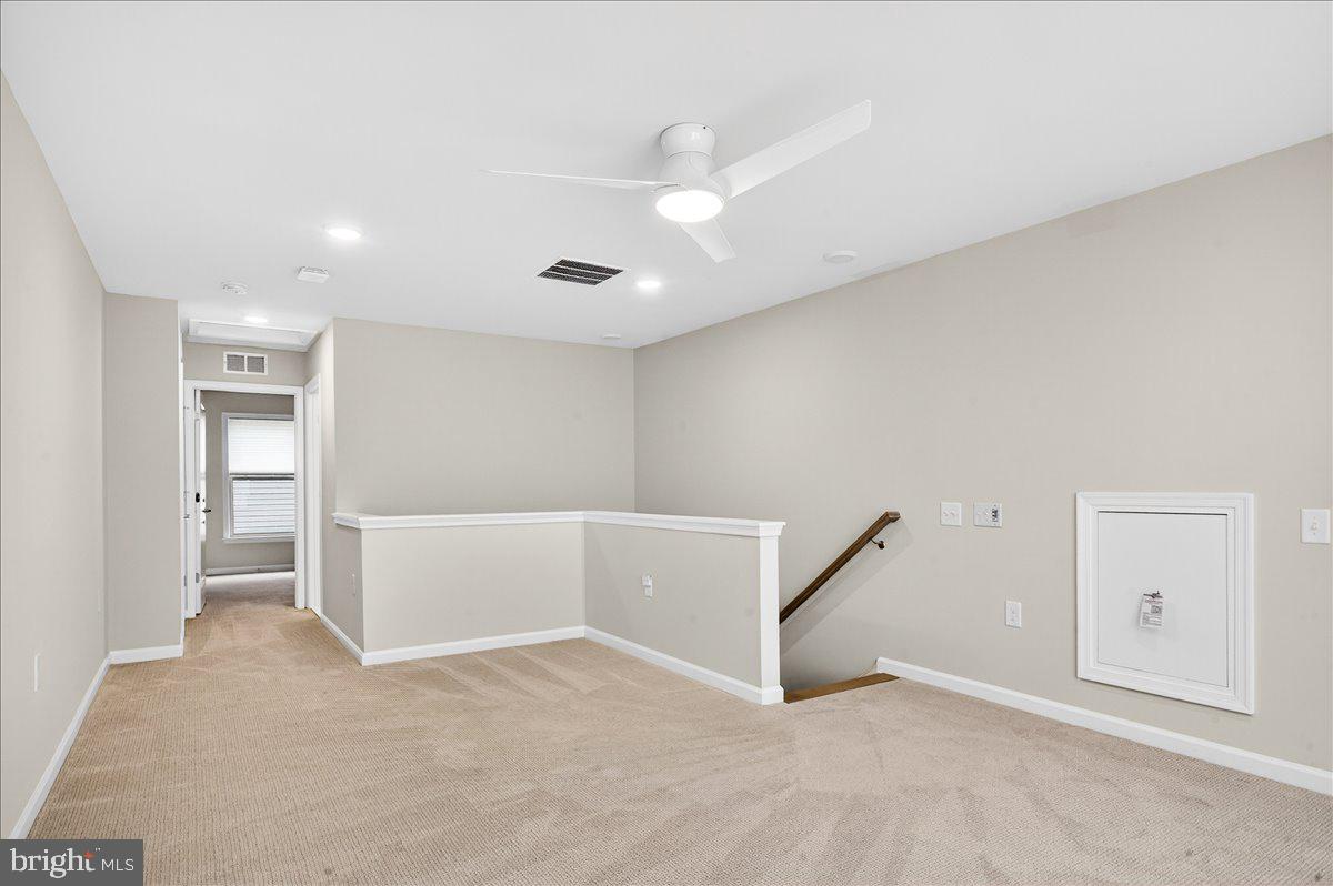 21717 HAWKSBILL HIGH CIRCLE