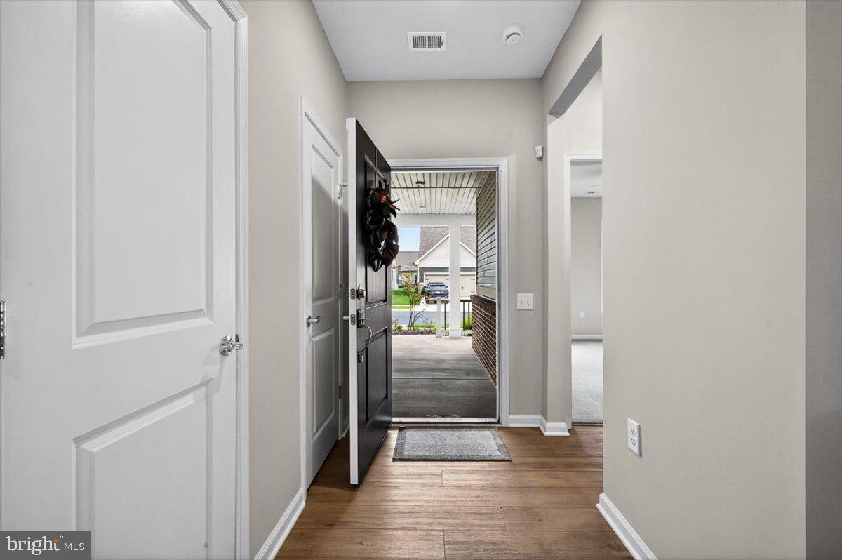 21717 HAWKSBILL HIGH CIRCLE