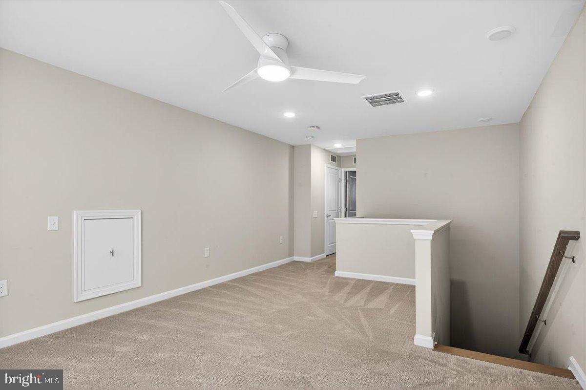 21717 HAWKSBILL HIGH CIRCLE