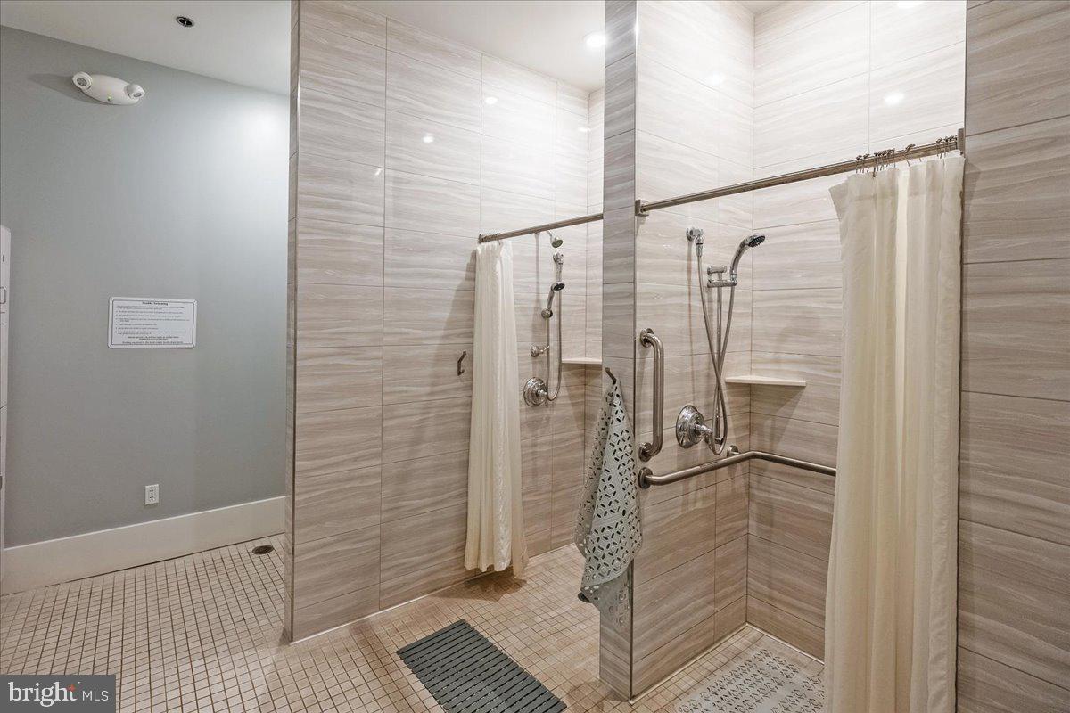 21717 HAWKSBILL HIGH CIRCLE