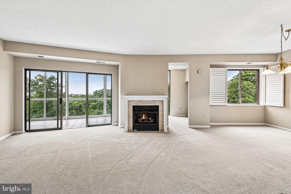 19375 CYPRESS RIDGE TERRACE Unit: 621