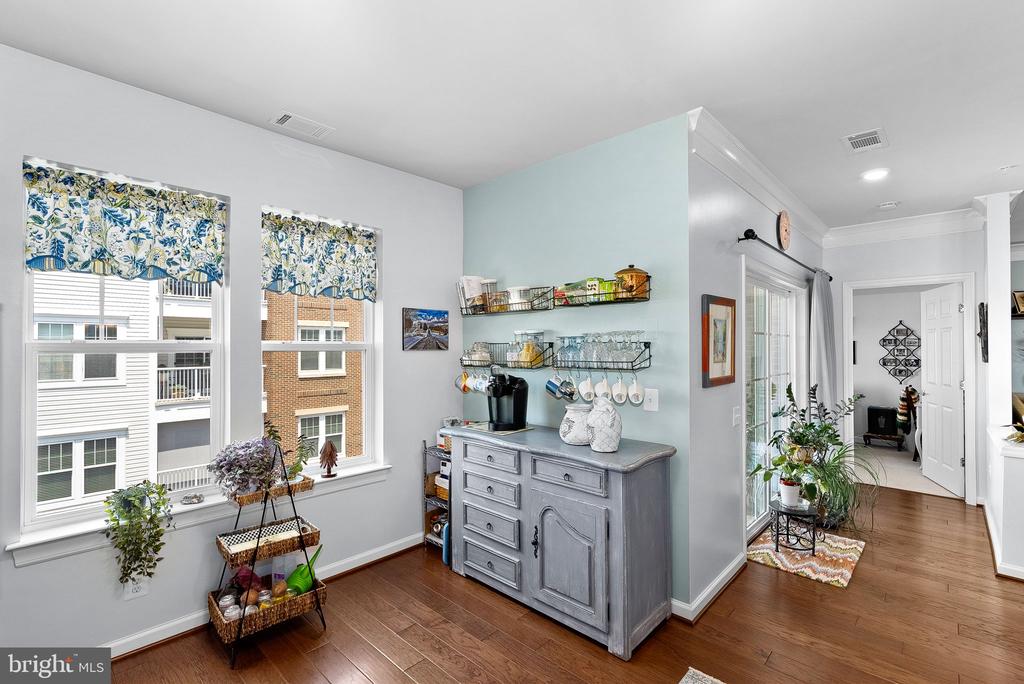 20515 LITTLE CREEK TERRACE Unit: 304