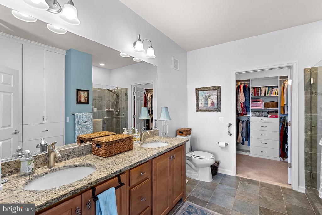 20515 LITTLE CREEK TERRACE Unit: 304