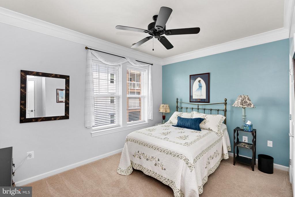 20515 LITTLE CREEK TERRACE Unit: 304