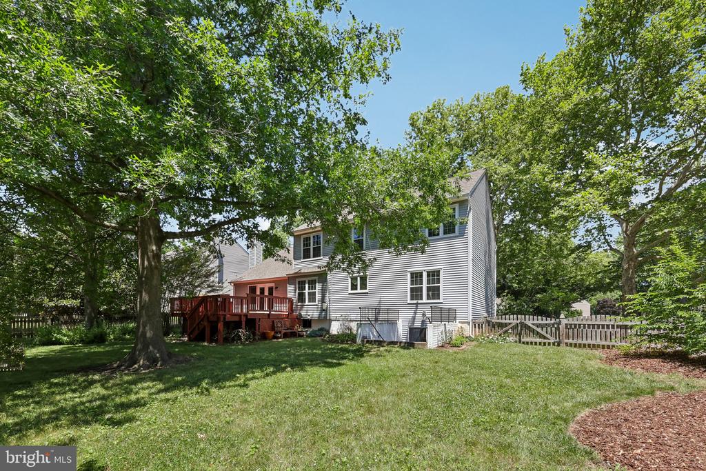 311 ASHTON DRIVE SW