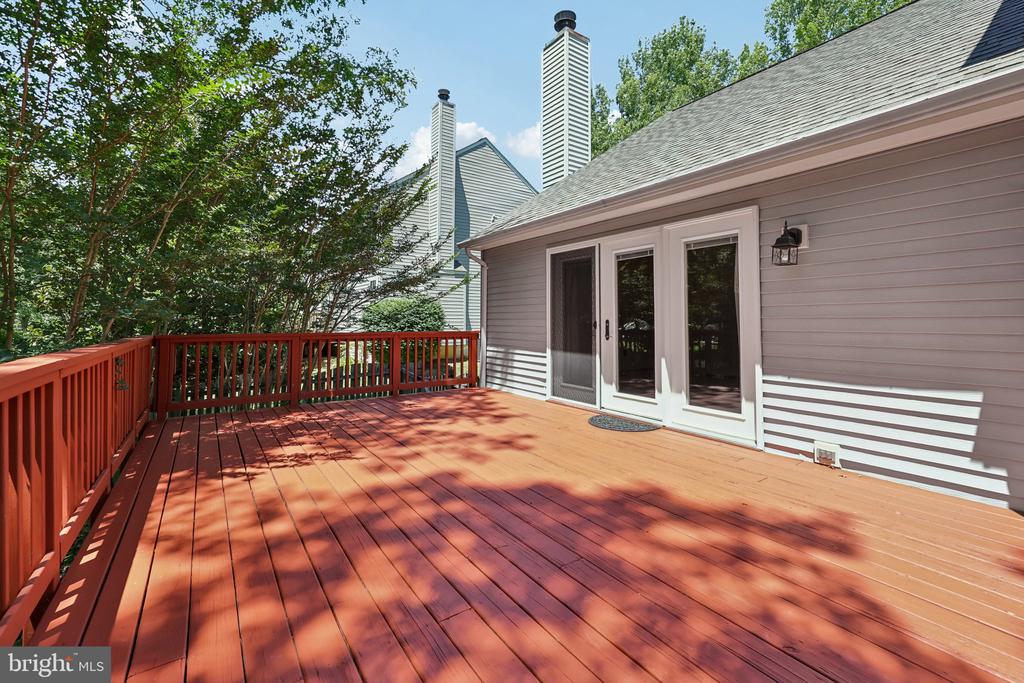 311 ASHTON DRIVE SW