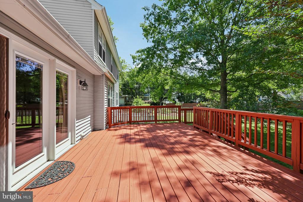 311 ASHTON DRIVE SW