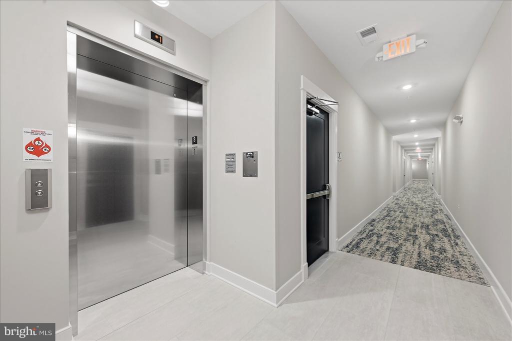23651 HAVELOCK WALK TERRACE Unit: 304