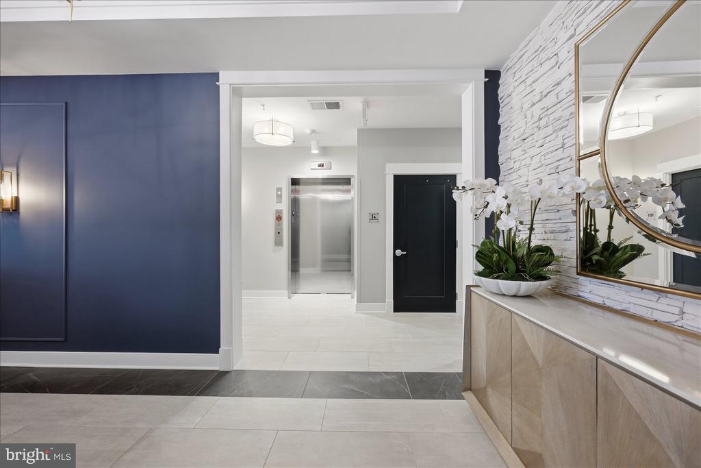23651 HAVELOCK WALK TERRACE Unit: 304