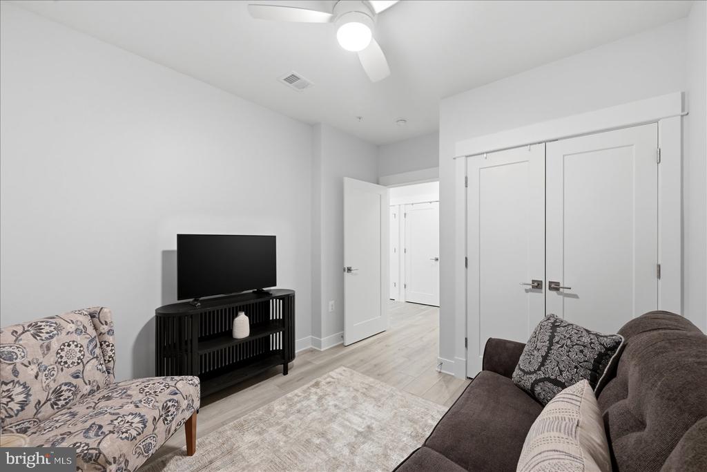 23651 HAVELOCK WALK TERRACE Unit: 304