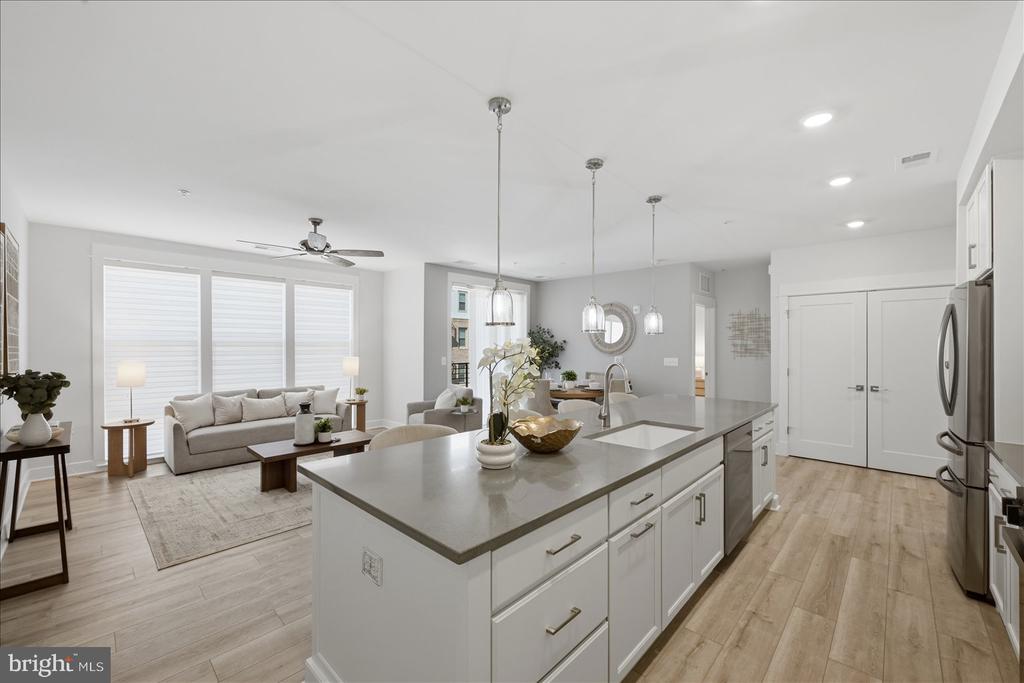 23651 HAVELOCK WALK TERRACE Unit: 304