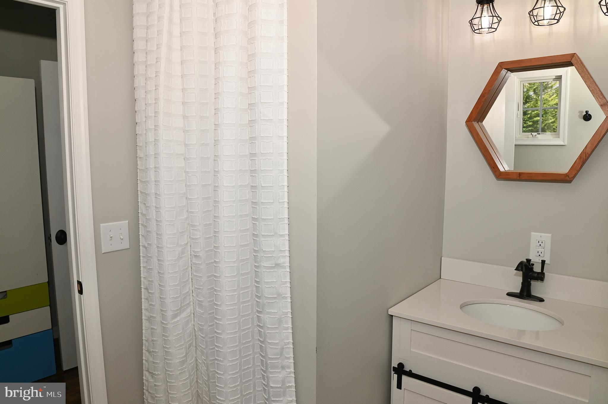 4601 S. BLUE RIDGE TURNPIKE