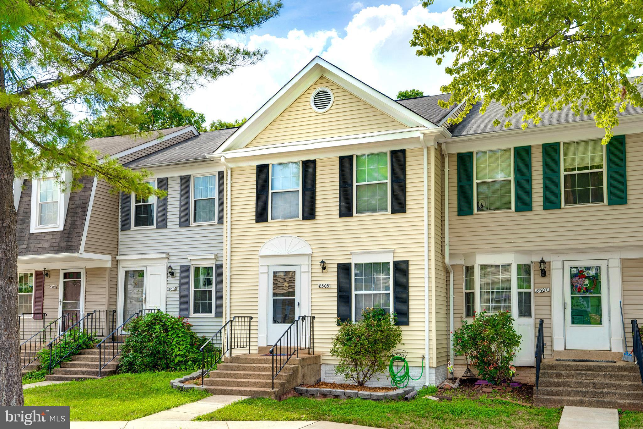 8305 FELSTED LANE
