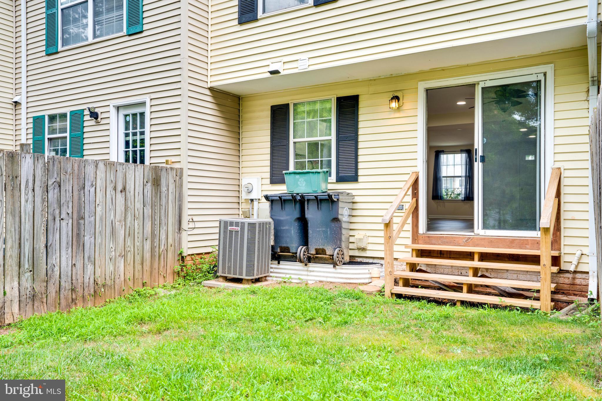 8305 FELSTED LANE