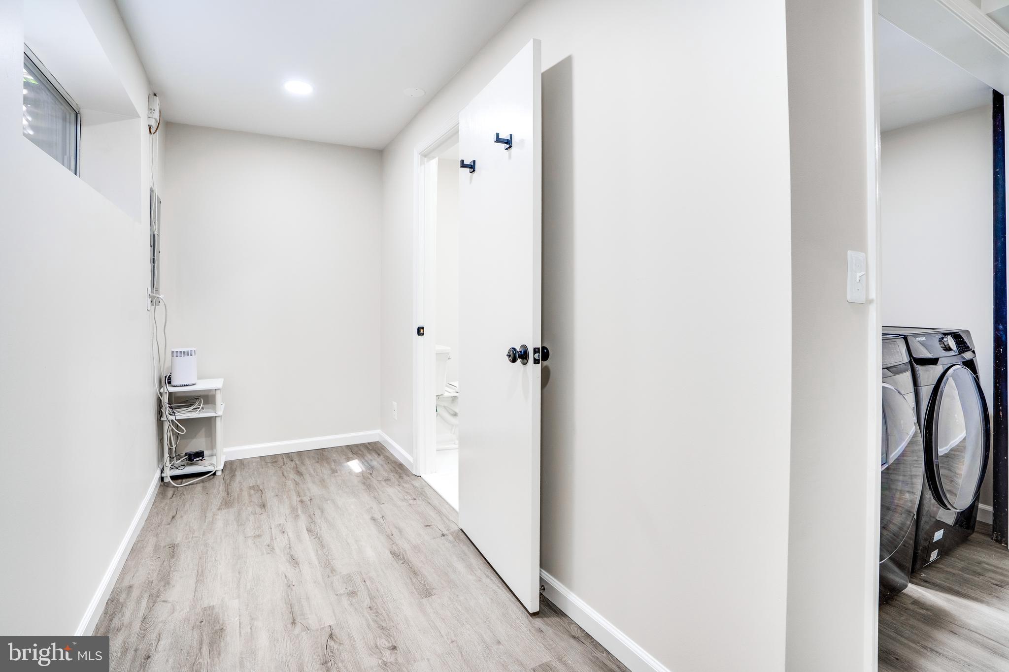 8305 FELSTED LANE