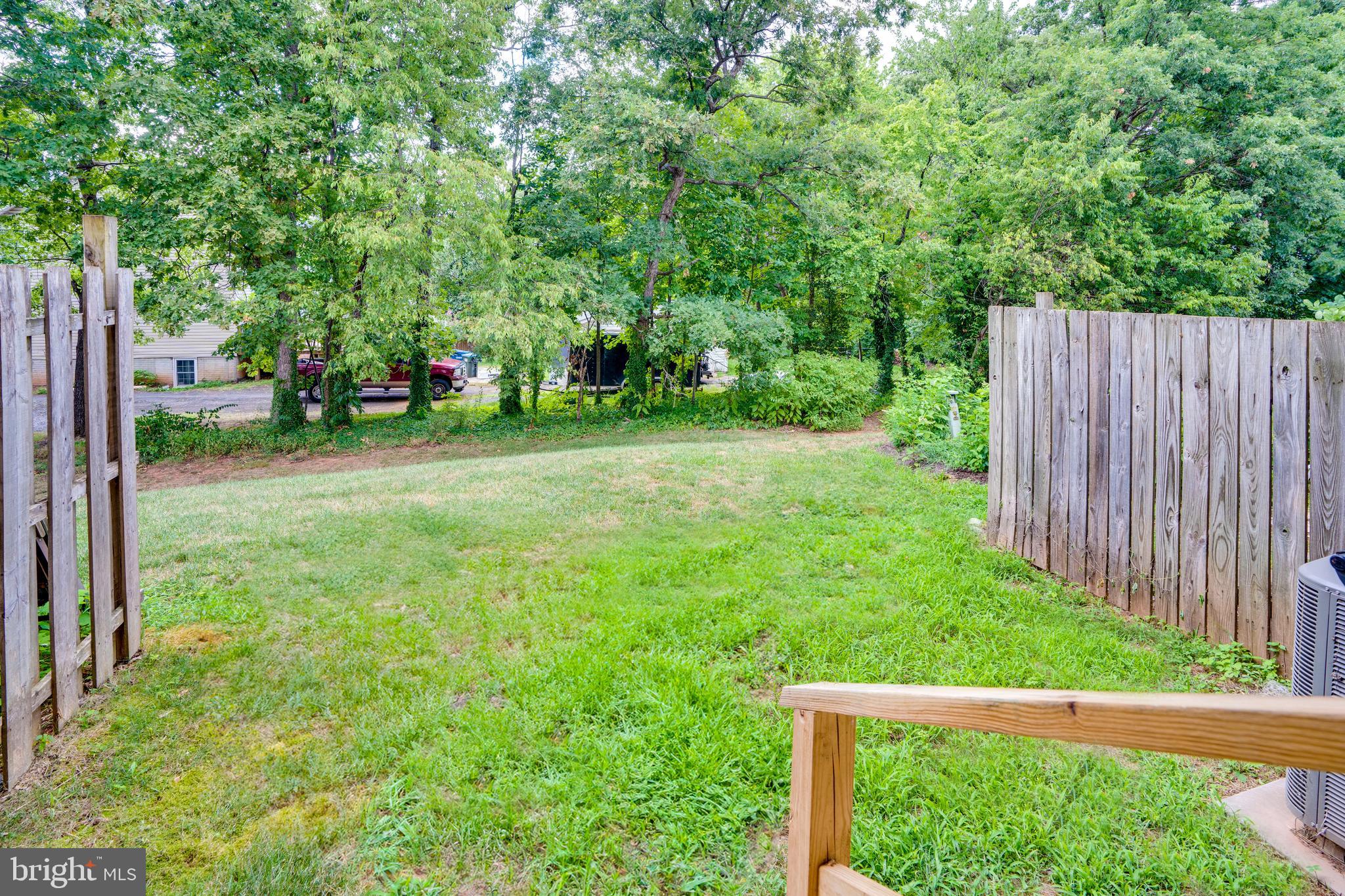 8305 FELSTED LANE