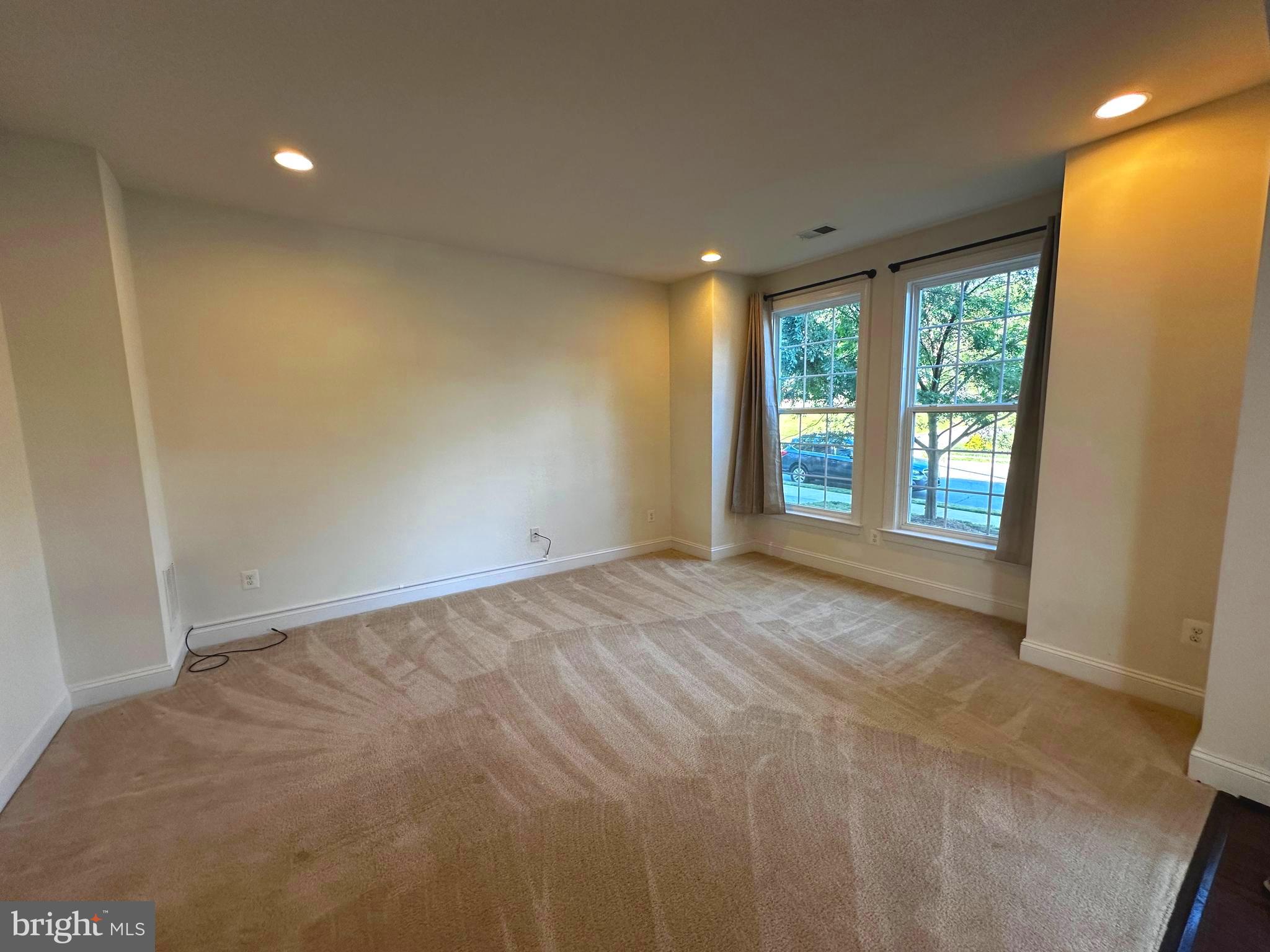 8862 ORCHARD LANE