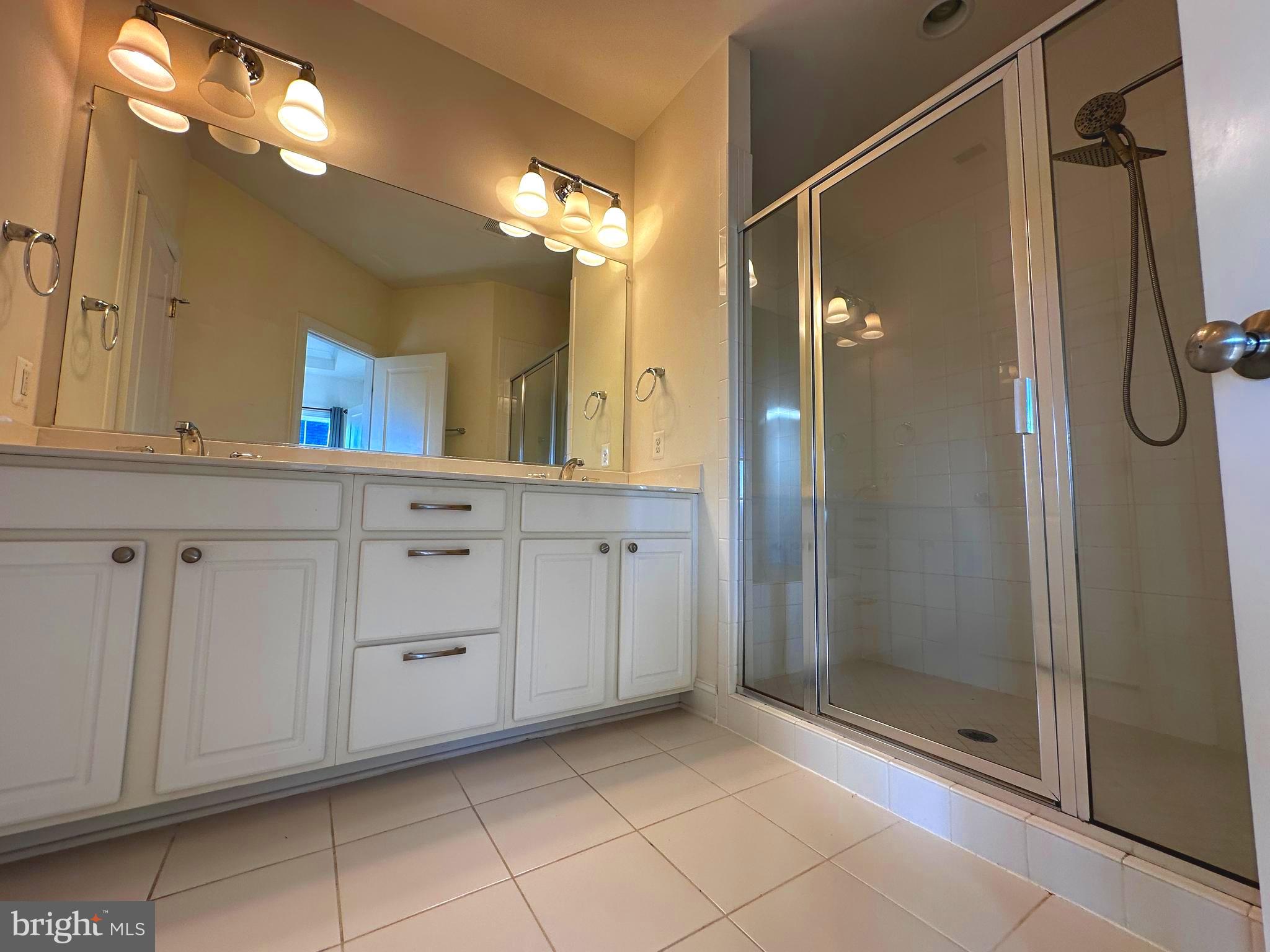 8862 ORCHARD LANE