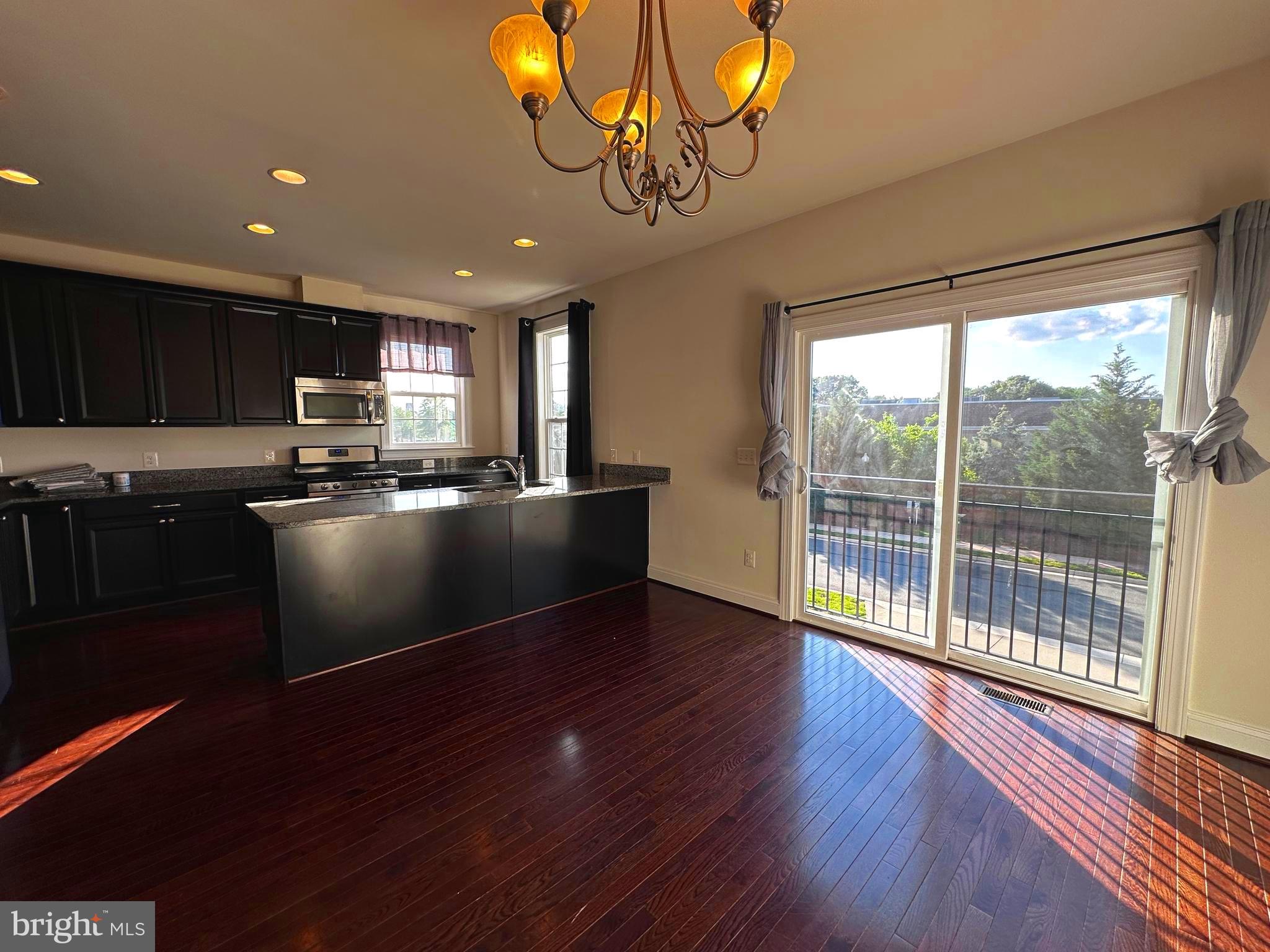 8862 ORCHARD LANE