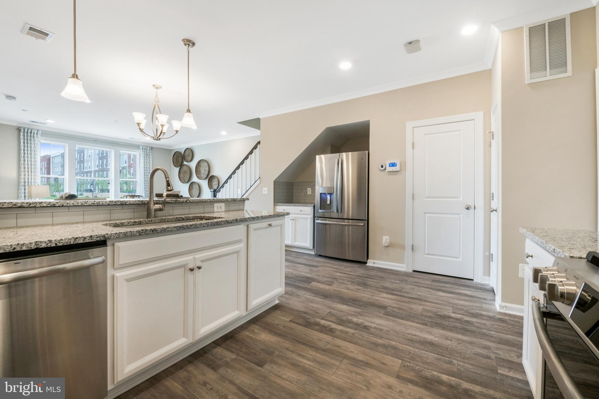 9669 SWALLOWTAIL LANE