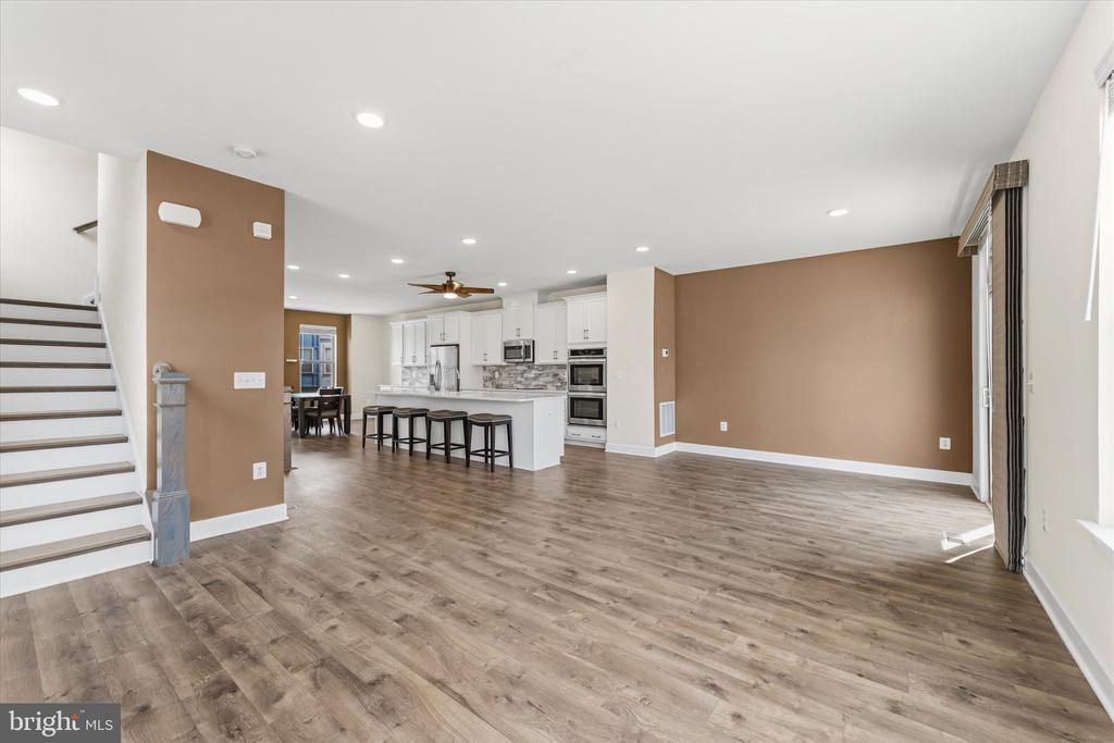 9862 BUCHANAN LOOP