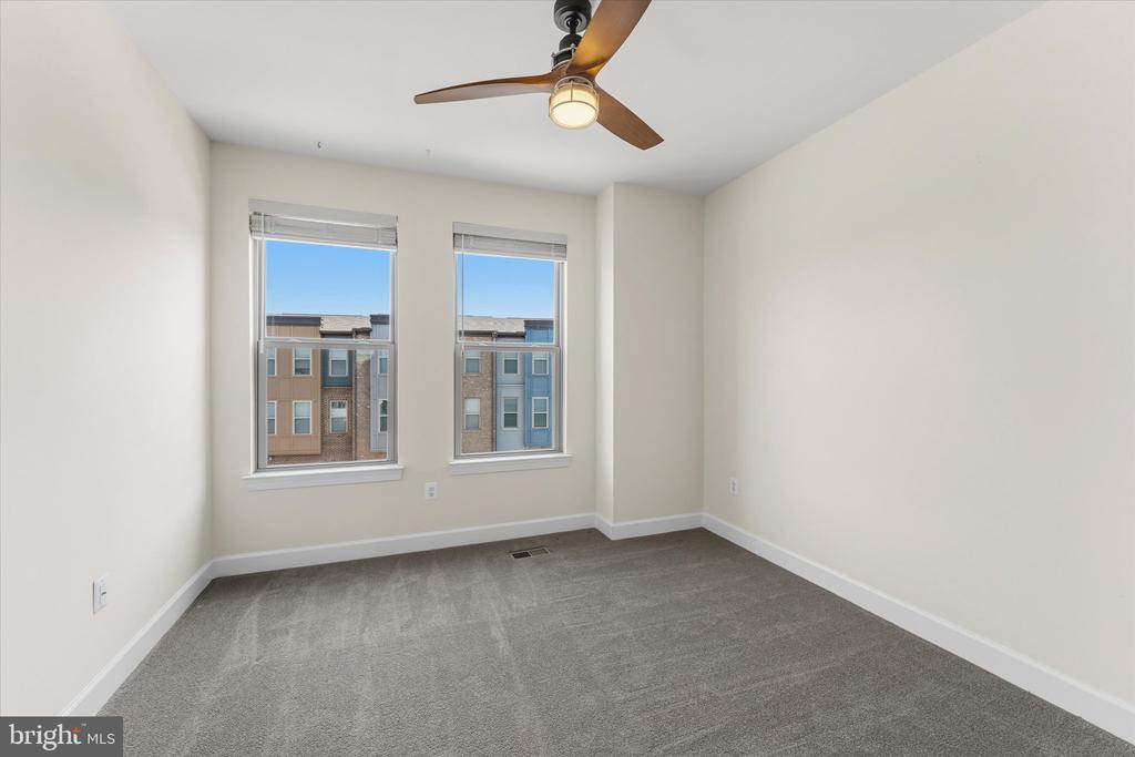 9862 BUCHANAN LOOP