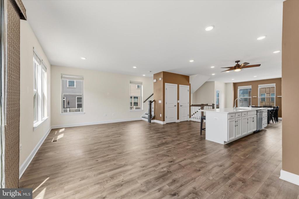 9862 BUCHANAN LOOP