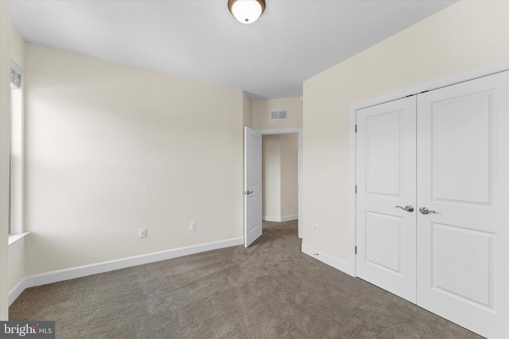 9862 BUCHANAN LOOP