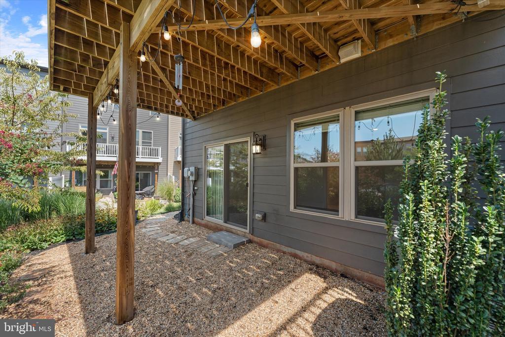 9862 BUCHANAN LOOP