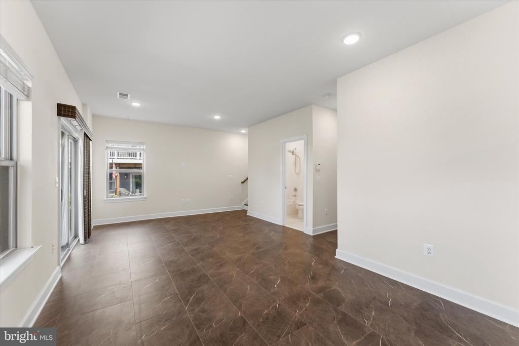 9862 BUCHANAN LOOP