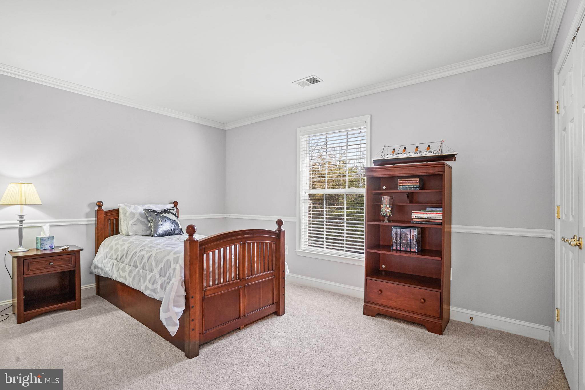 12101 STRETFORD FOREST COURT