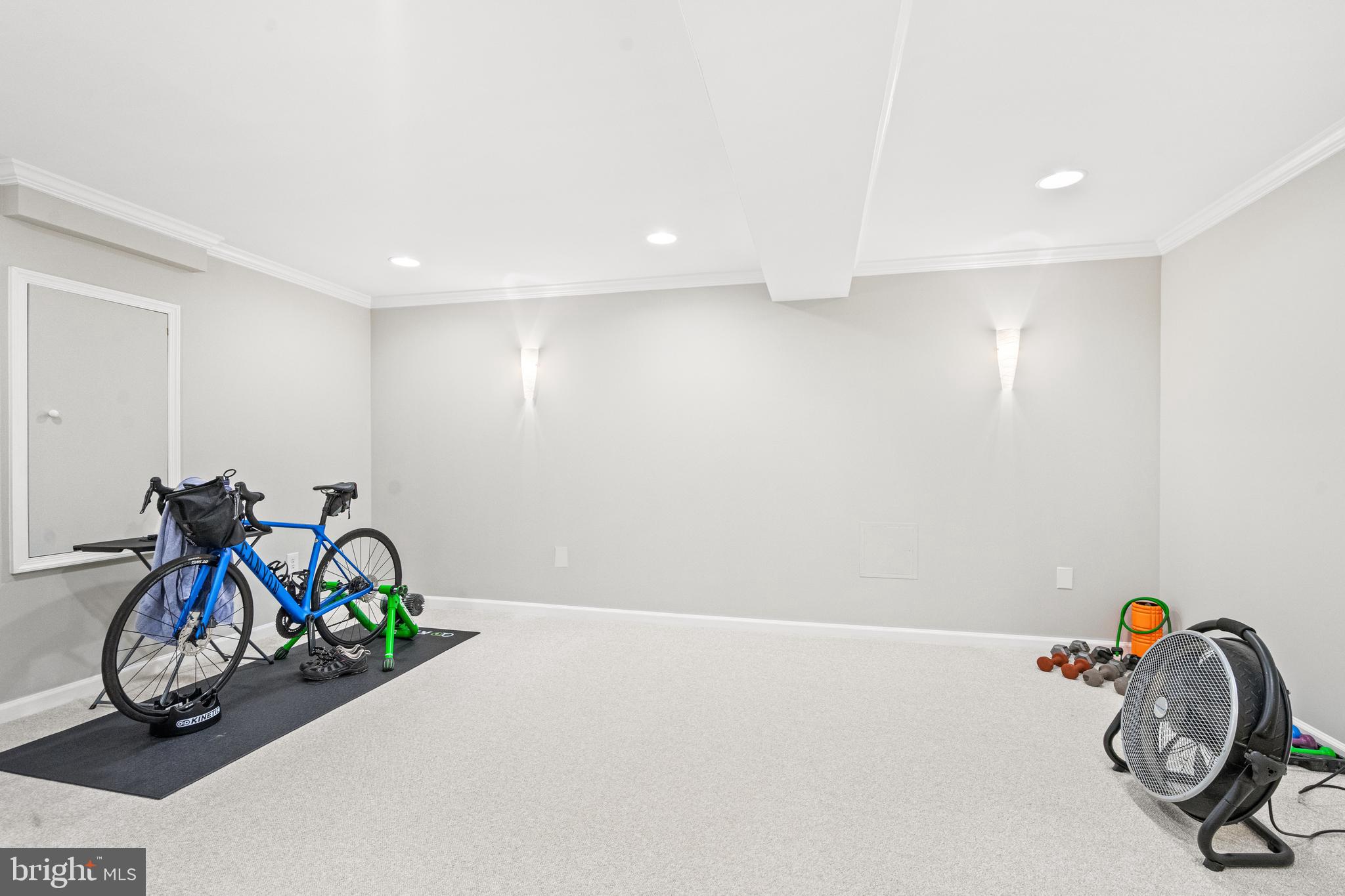 12101 STRETFORD FOREST COURT