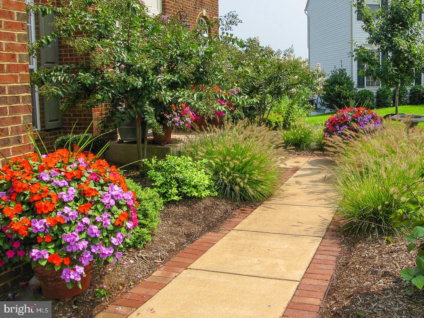 10466 MANNS HARBOR COURT