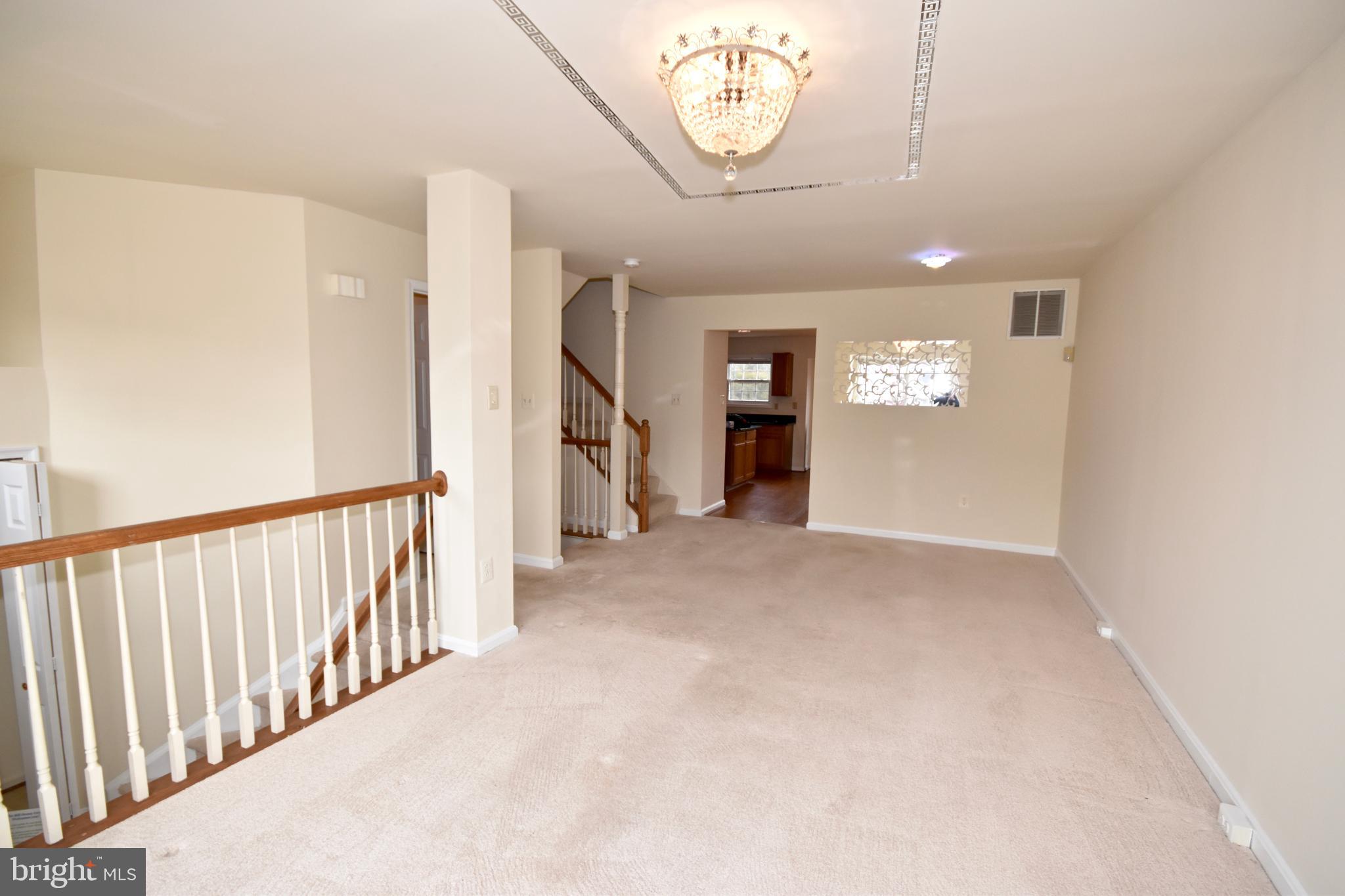 8406 TACKHOUSE LOOP