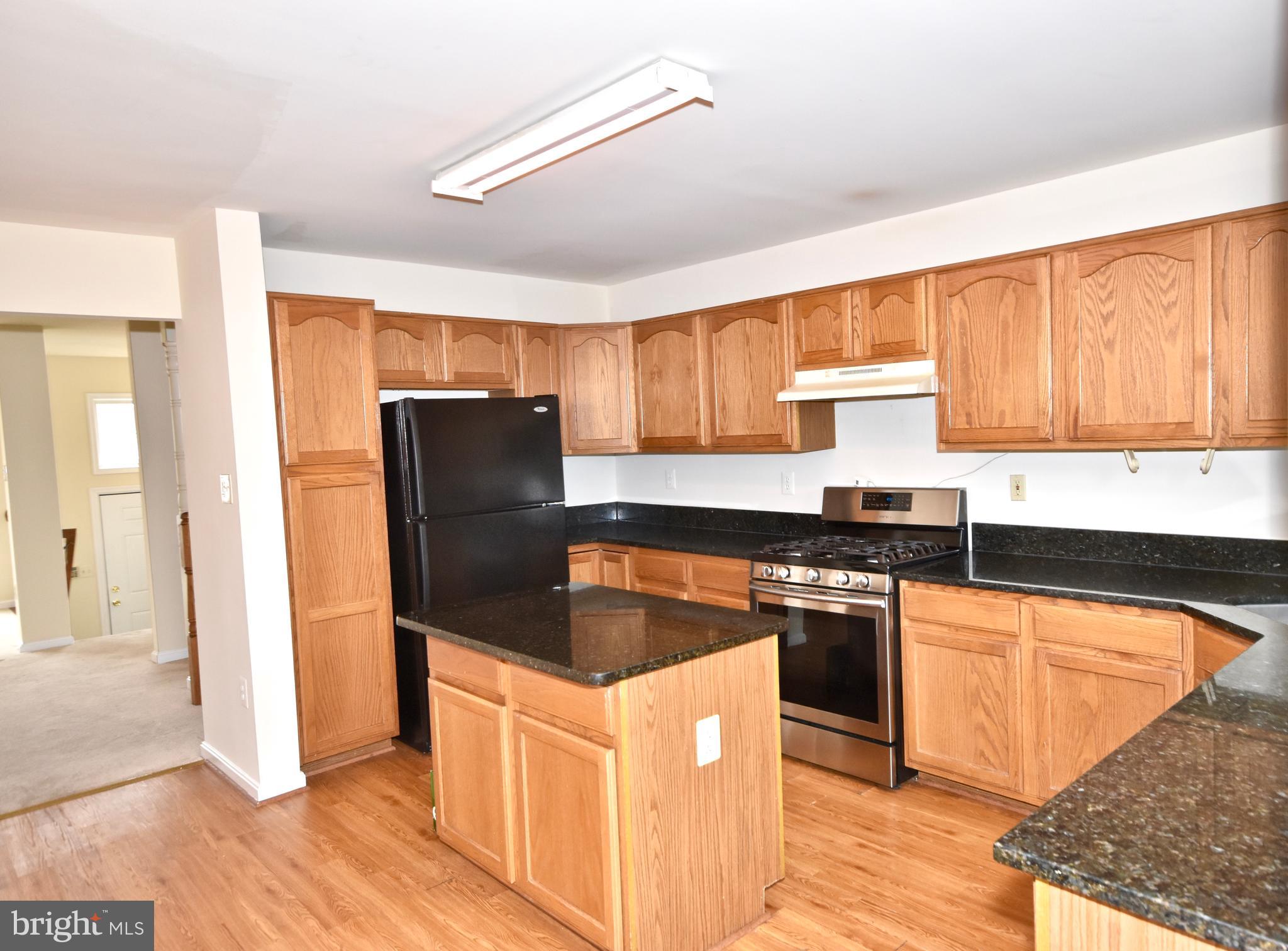 8406 TACKHOUSE LOOP