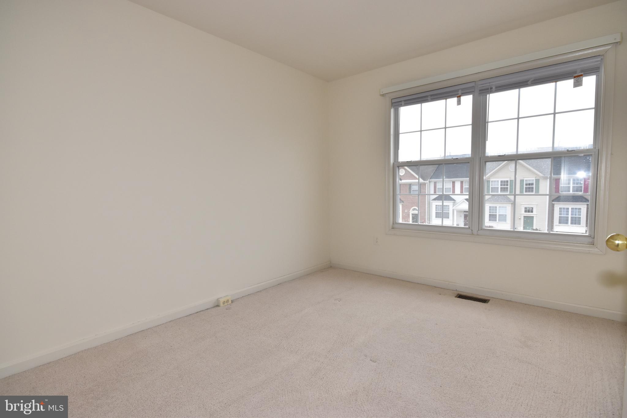 8406 TACKHOUSE LOOP