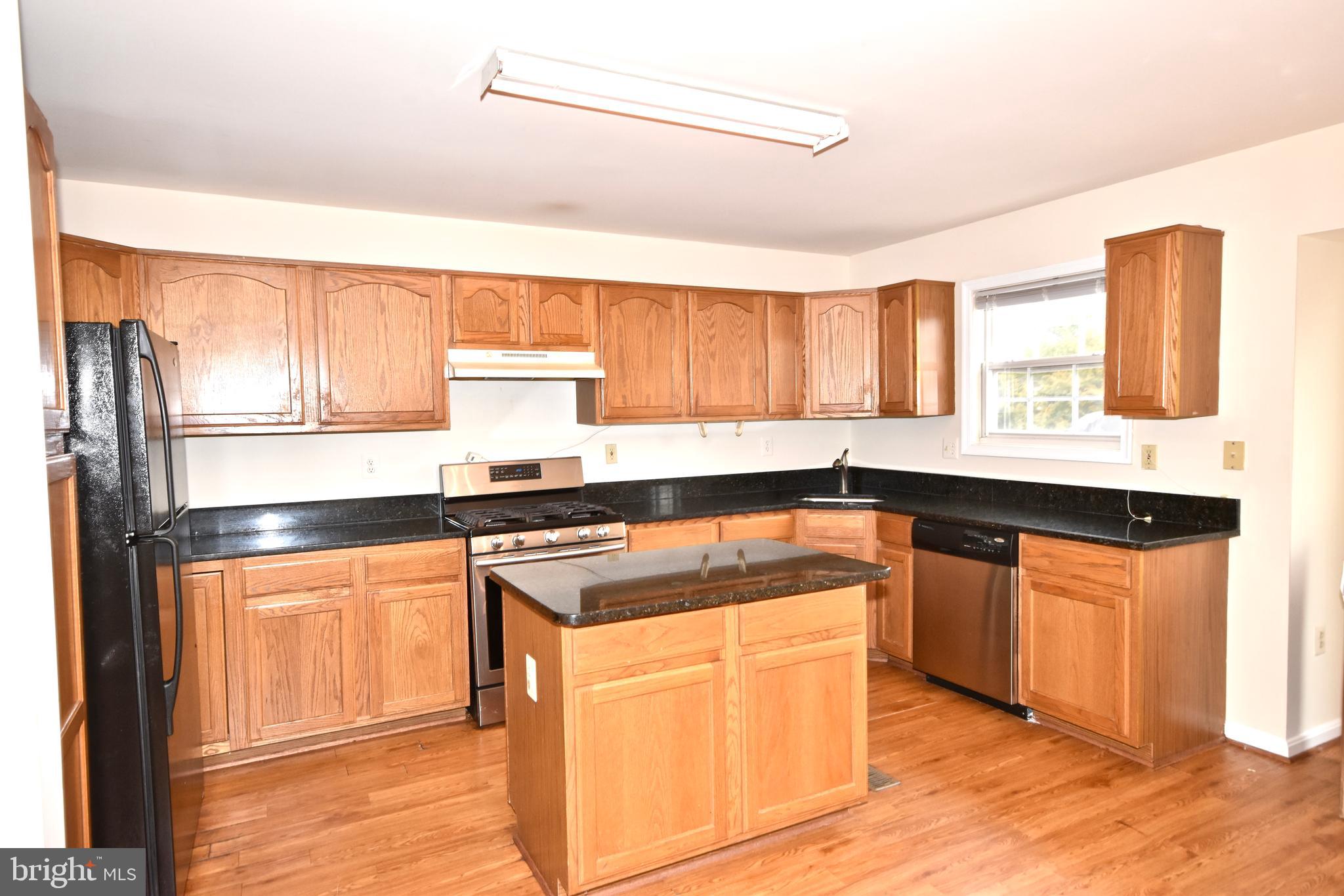 8406 TACKHOUSE LOOP
