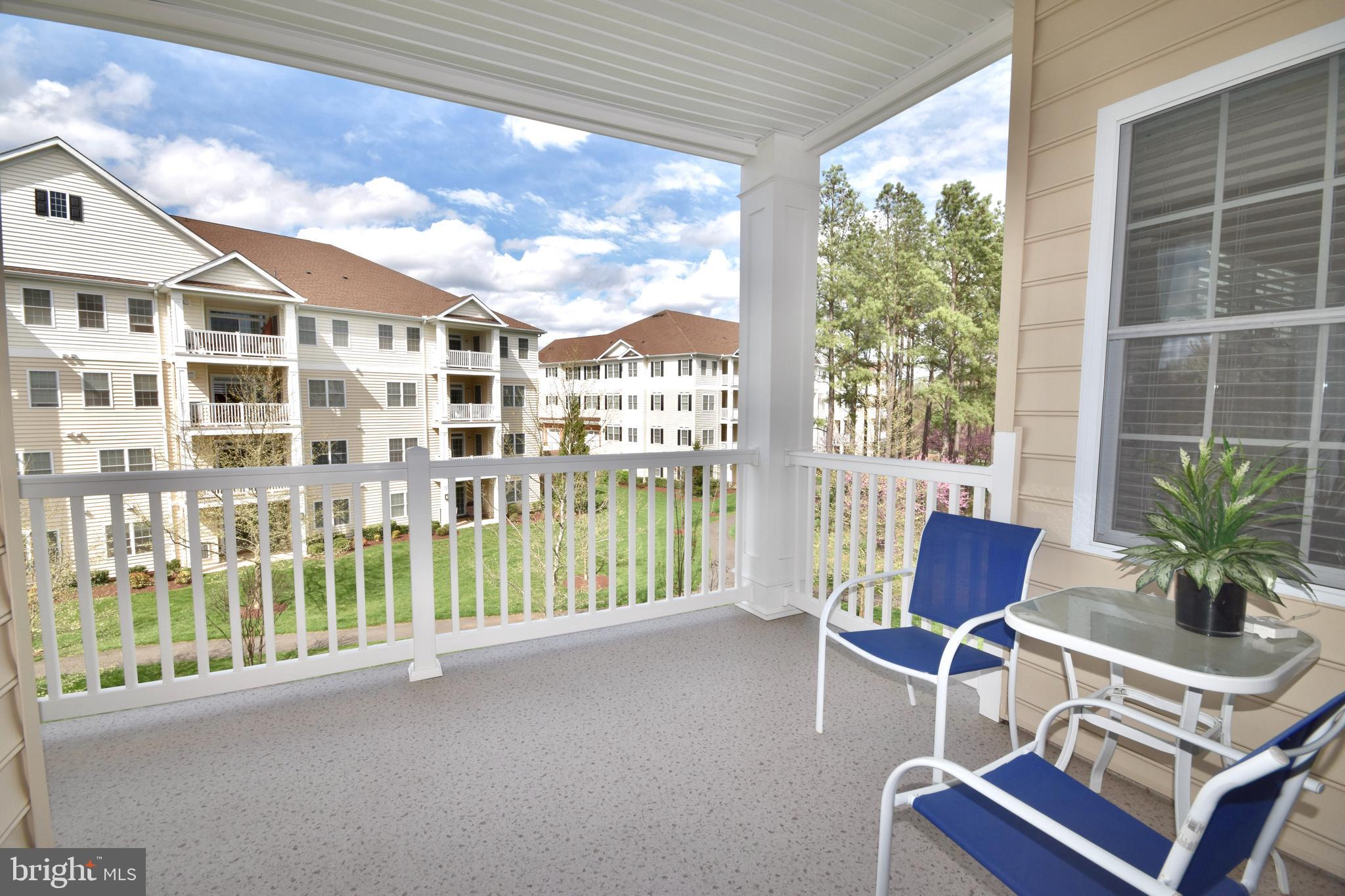 15201 ROYAL CREST DRIVE 304