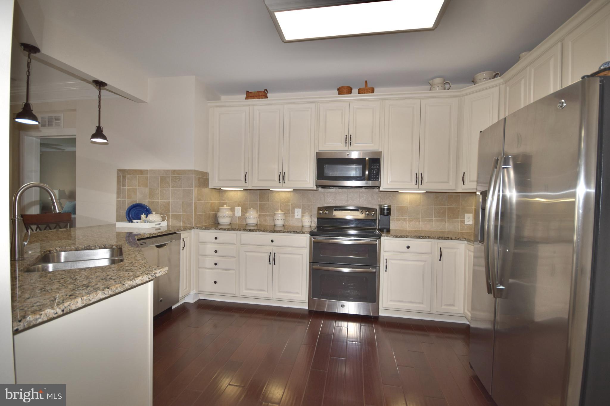 15201 ROYAL CREST DRIVE 304