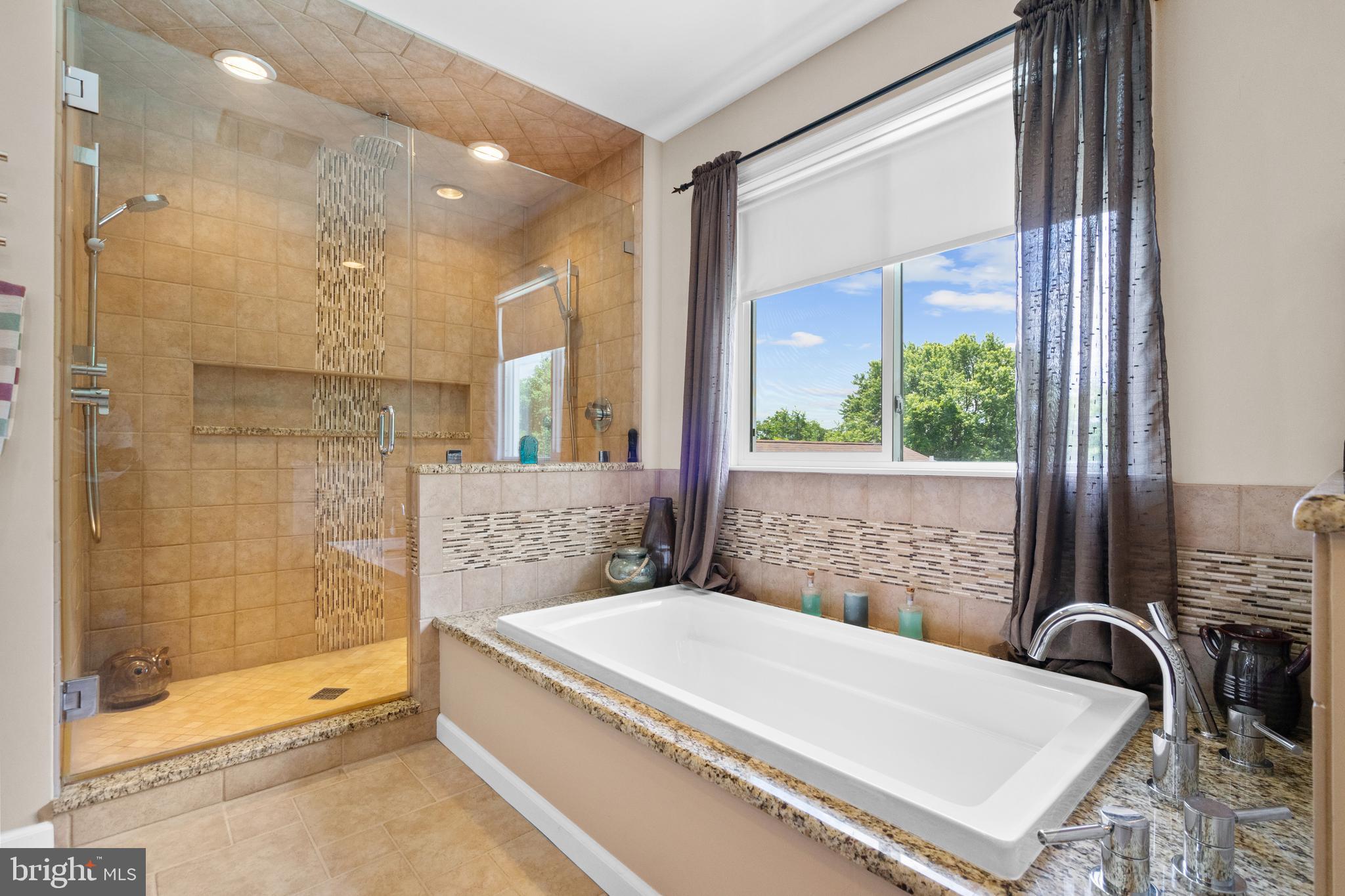 9501 FOX CHASE DRIVE